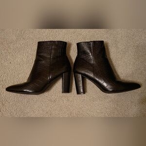 Women's Black Dream Pairs Faux Leather Snake Skin Ankle Boots With Zipper Size 9